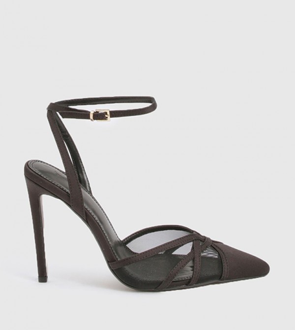 حذاء بكعب ستيليتو 