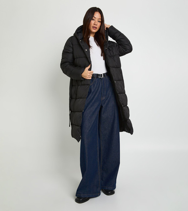 جاكيت بفر كم طويل وبحزام للمقاسات الطويلة