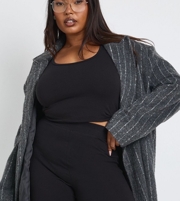 توب بياقة مربعة كم طويل للمقاسات الكبيرة