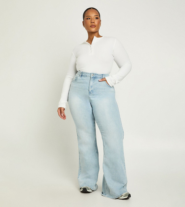 Curve High Waist Flared Jeans