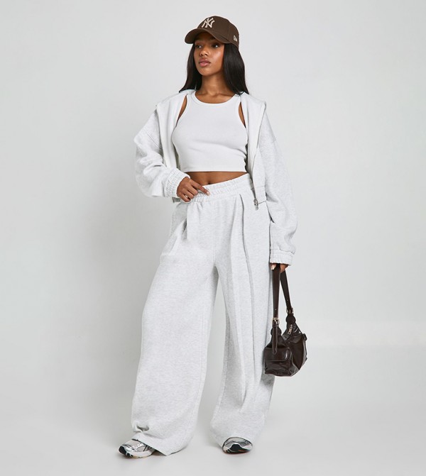 High Waist Pleat Detail Straight Fit Sweatpants