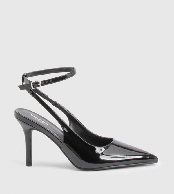 حذاء كعب بمقدمة مدببة وحزام كاحل 