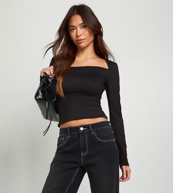 كروب توب بياقة مربعة وكم طويل 