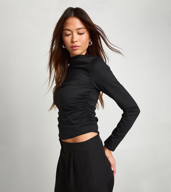 Grown On Neck Ruched Side Long Sleeves Crop Top