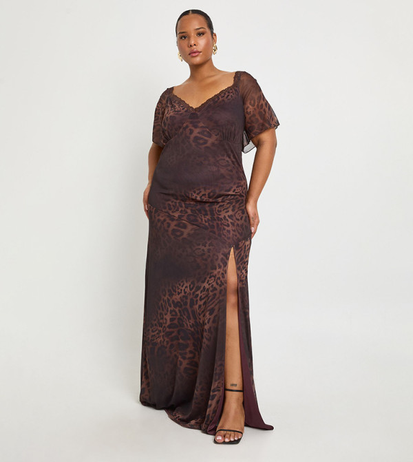 فستان بكم أنجل وحواف دانتيل للمقاسات الكبيرة 