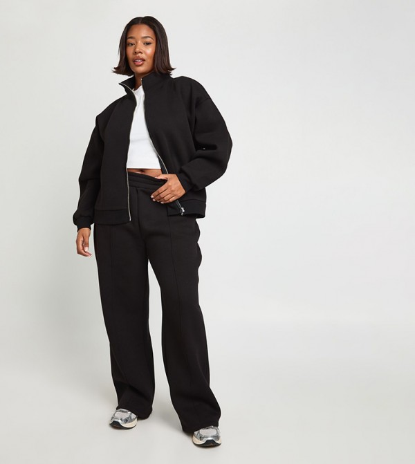 بنطلون واسع للمقاسات الكبيرة 