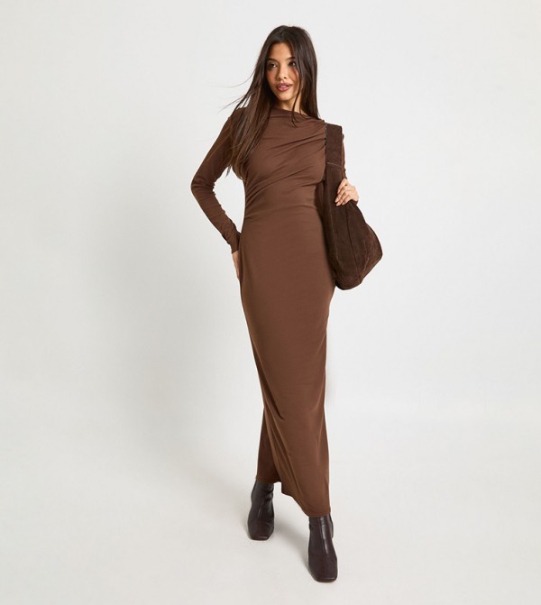 فستان ميداكسي مزموم كم طويل 