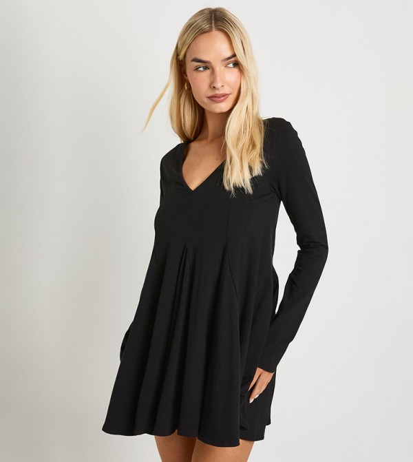 Crew Neck Godet Hem Skater Mini Dress