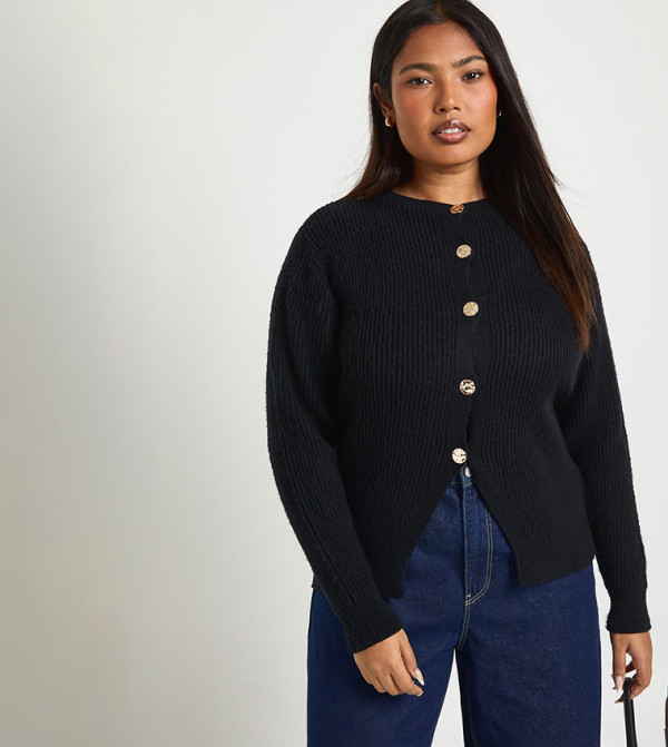 كارديغان بقبة مستديرة وأزرار ذهبية للمقاسات الكبيرة 