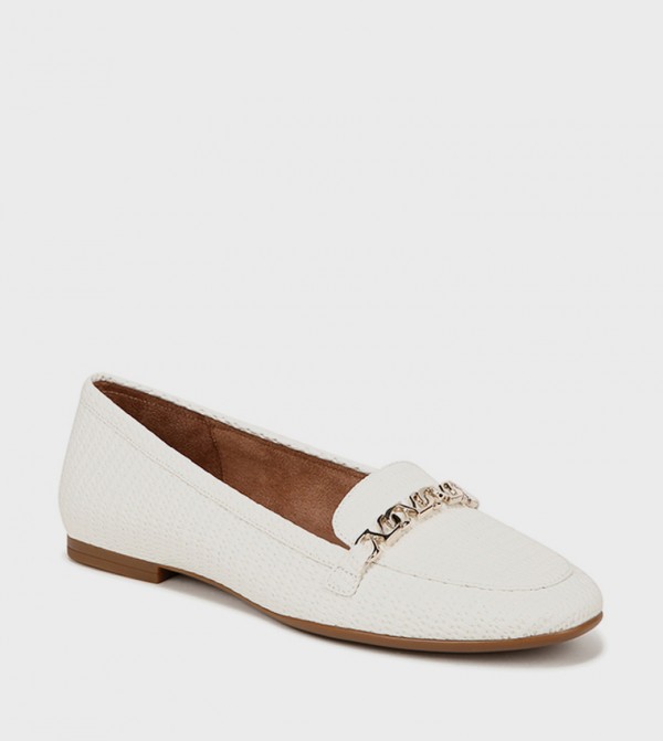 Naturaliser shoes store