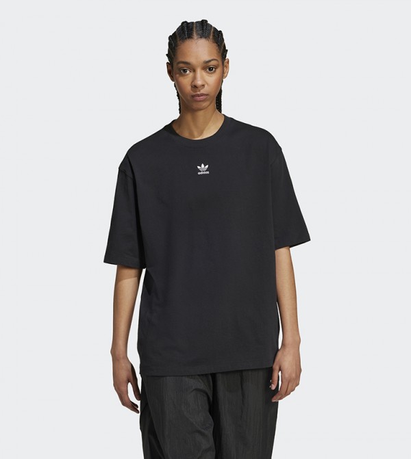 Essentials Short Sleeves Boyfriend T-Shirt