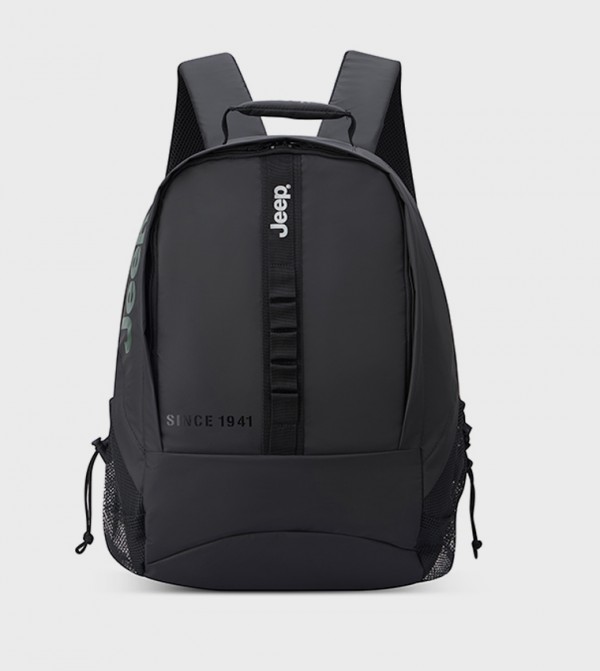 شنطة ظهر بطبعة الشعار