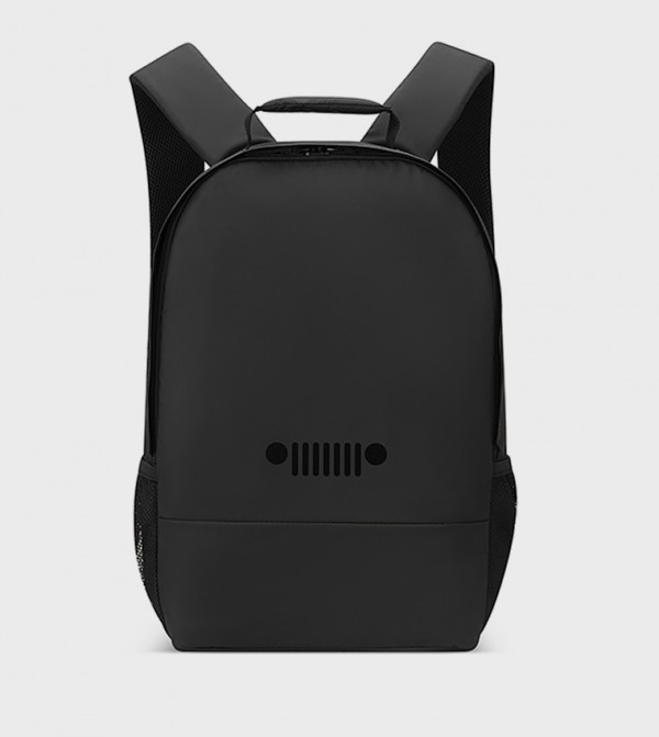 شنطة ظهر بسحاب 