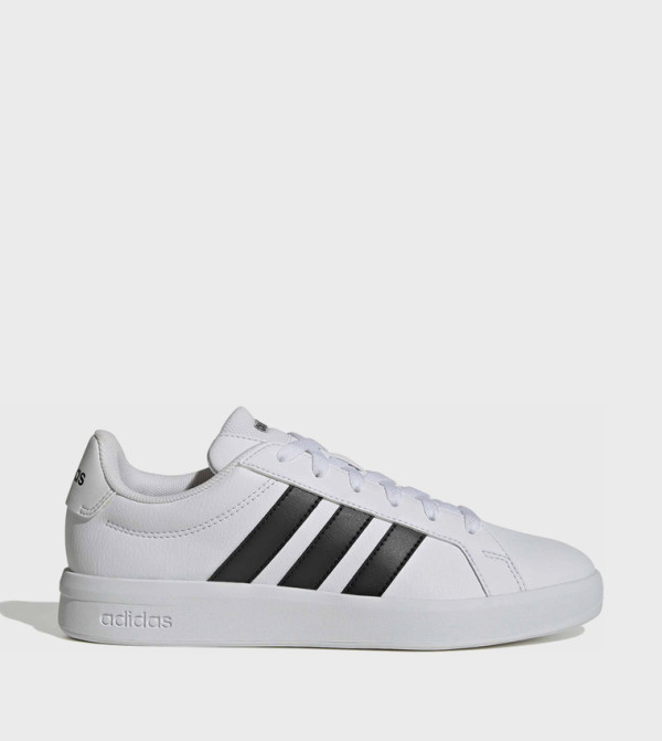 GRAND COURT BASE 3.0 Stripe Detail Lace-Up Sneakers
