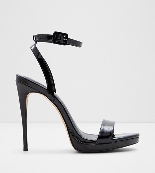 Steve madden 2025 sandal heels black