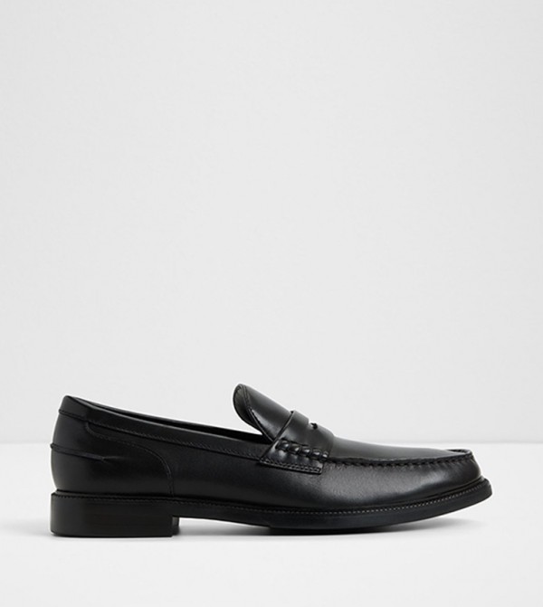 KIERAN Solid Loafers