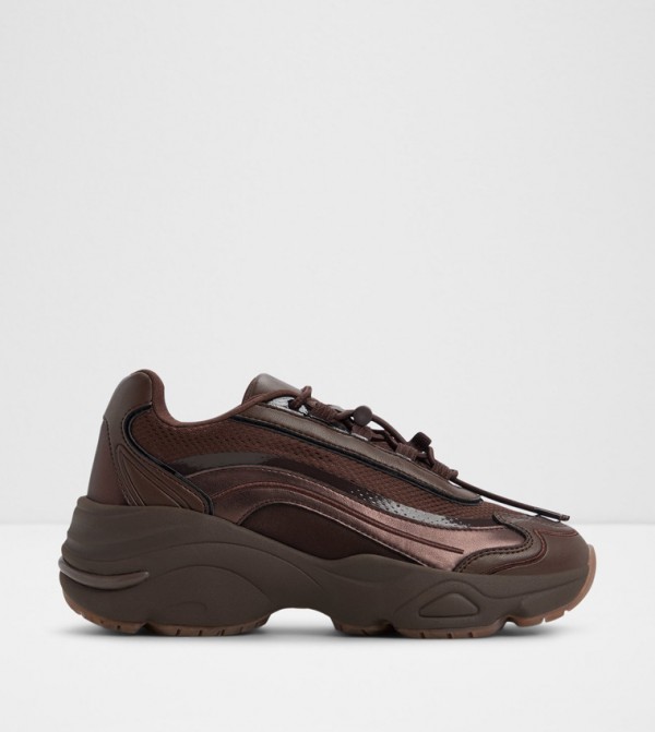 KITRI Round Toe Chunky Sneakers