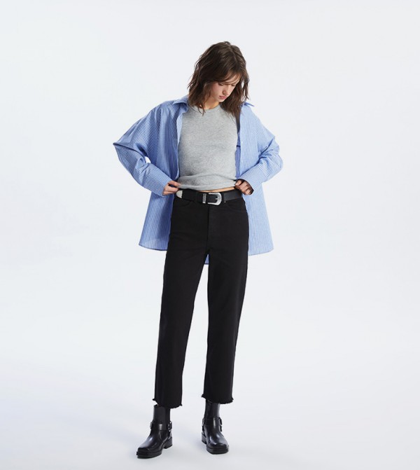 High Waist Tapered Fit Jeans