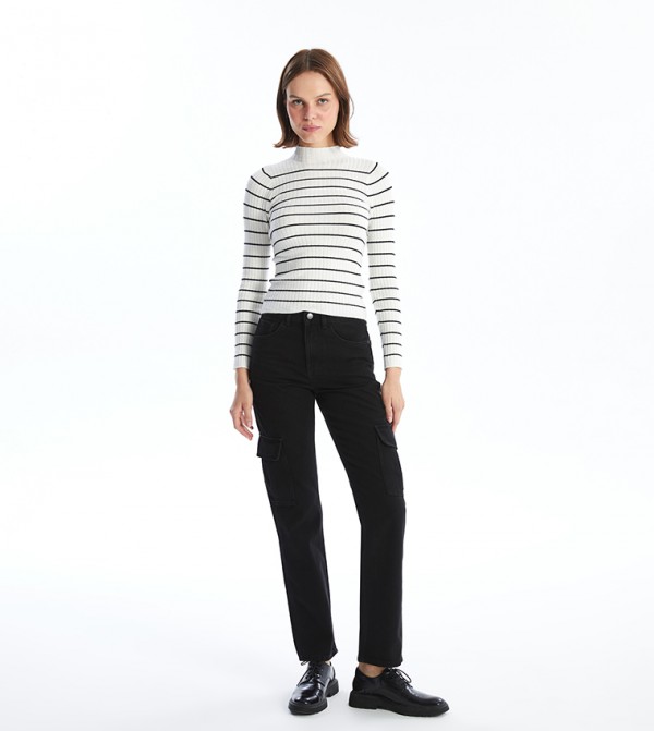 High Waist Straight Fit Cargo Jeans