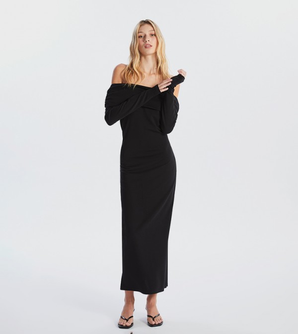 Solid Off Shoulder Maxi Dress