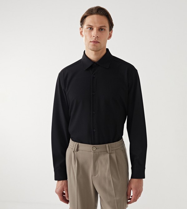 Solid Long Sleeves Relaxed Fit Shirt