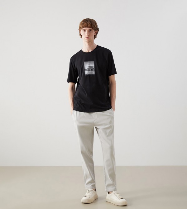 Solid Slim Fit Chinos