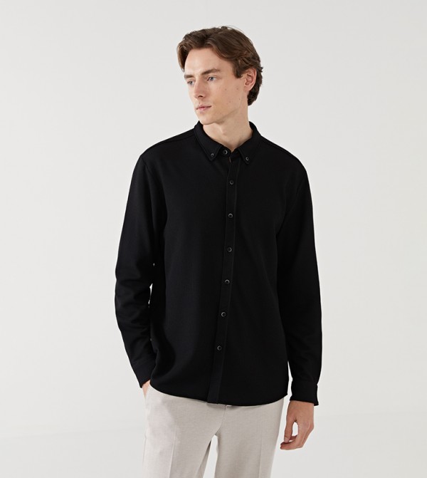 Textured Slim Fit Long Sleeves Shirt