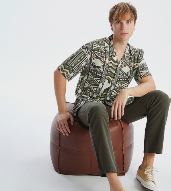 Patterned Revere Collar Shirt