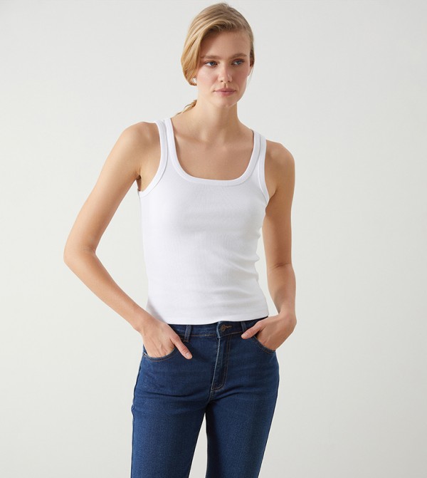 Ribbed Sleeveless Top