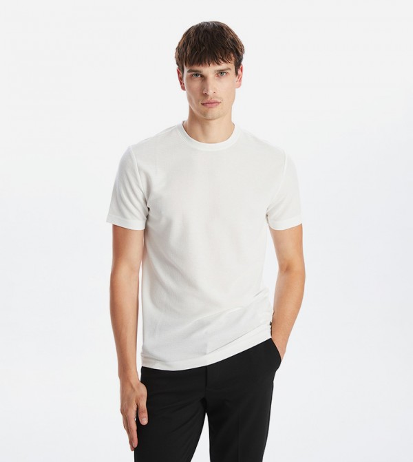 Textured Short Sleeves Casual T-Shirt