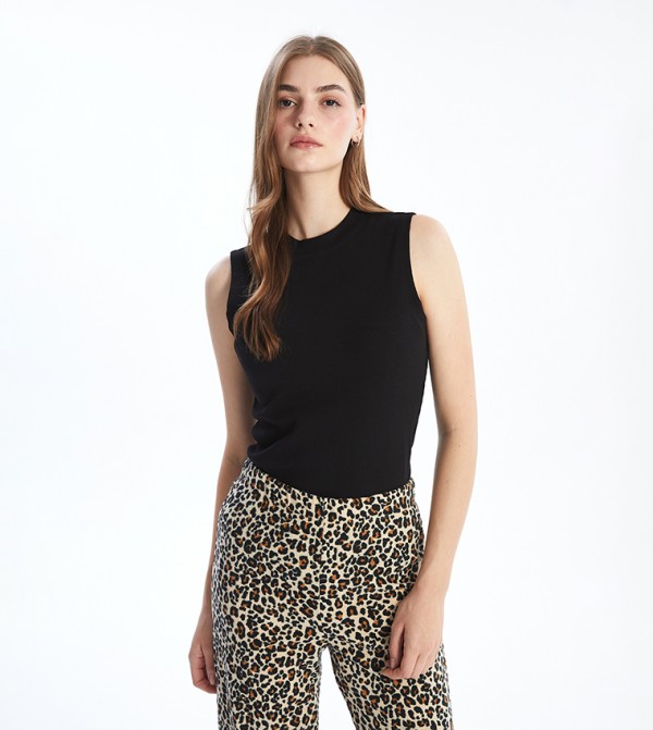Textured Sleeveless Top