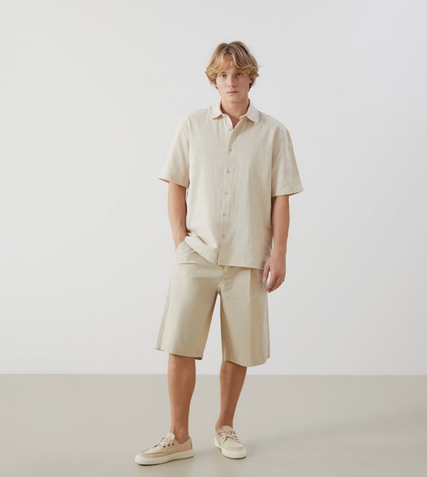 Solid Relaxed Fit Shorts