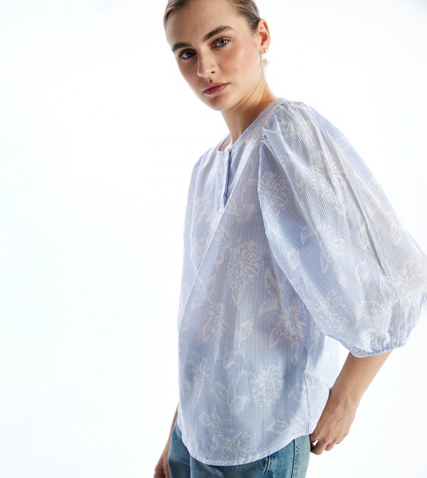 Floral Jacquard Crew Neck Top