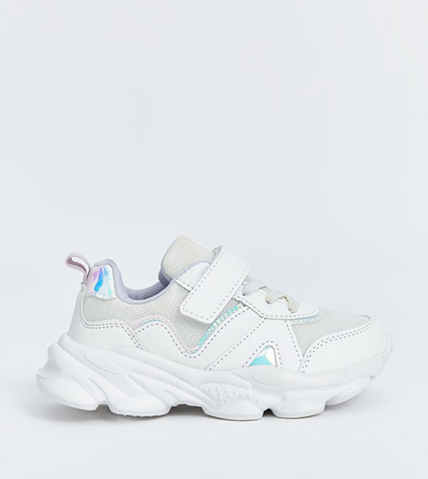 Round Toe Velcro Closure Sneakers