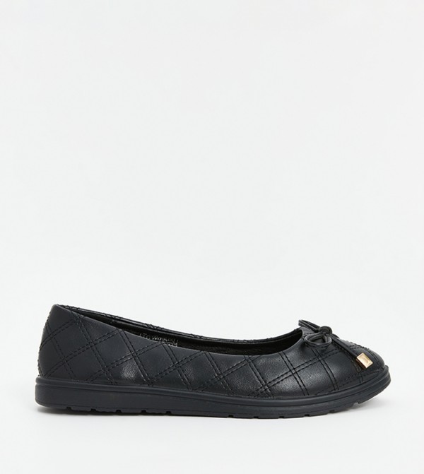 Bow Detail Round Toe Ballerinas
