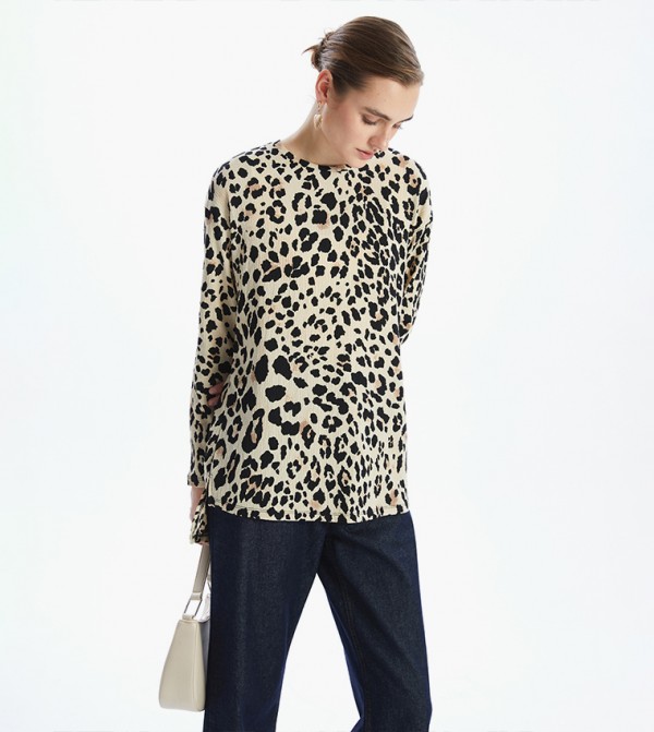 Animal Patterned Long Sleeves Top