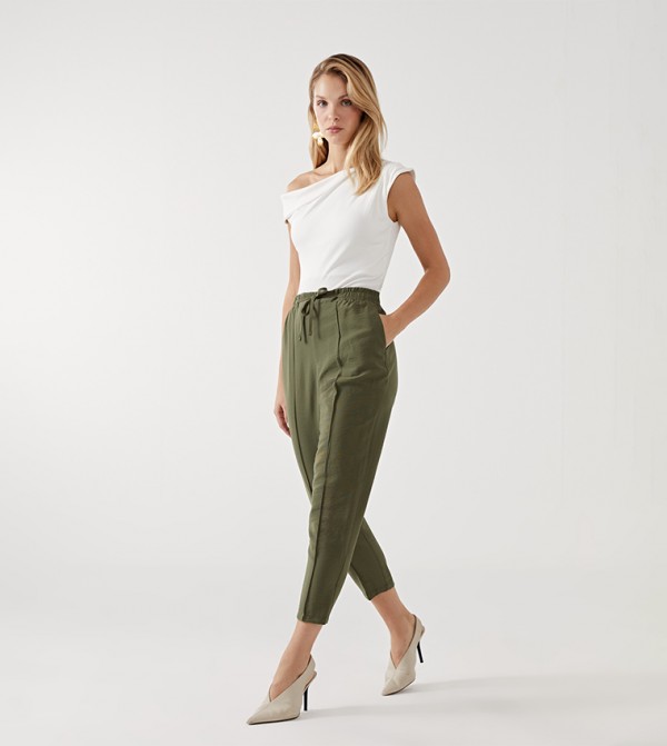 Solid Elastic Waist Carrot Fit Pants