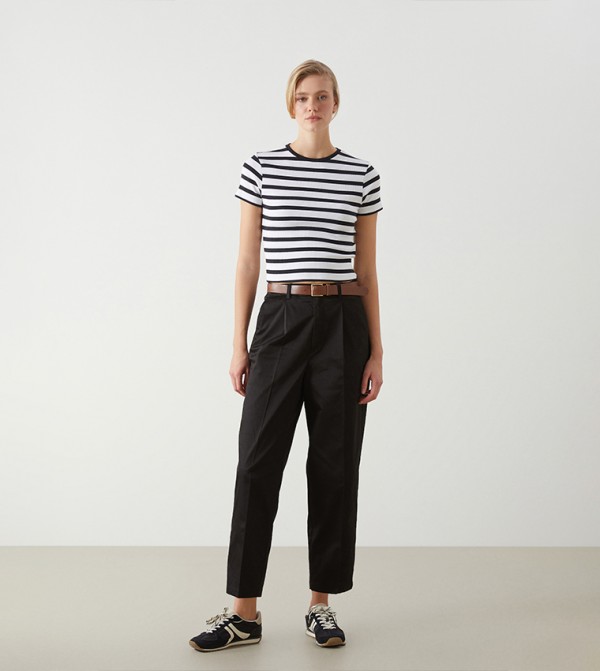 Pleat Detail Carrot Fit Trousers