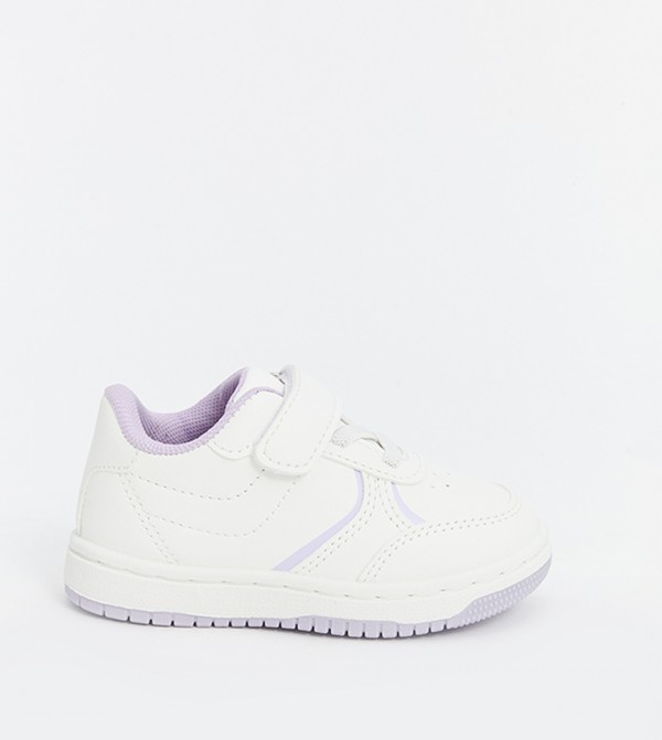 Round Toe Velcro Closure Sneakers