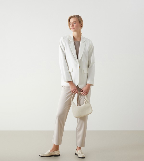 Button Closure Standard Fit Trouser