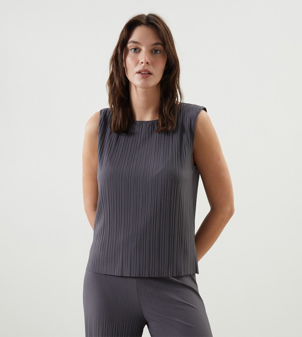 Textured Sleeveless Top