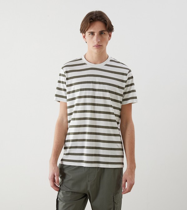 Striped Short Sleeves Casual T-Shirt