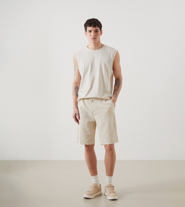 Mid-Rise Standard Fit Linen-Look Shorts