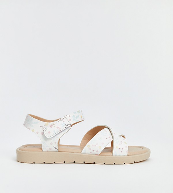 Printed Cross-Banded Casual Sandals