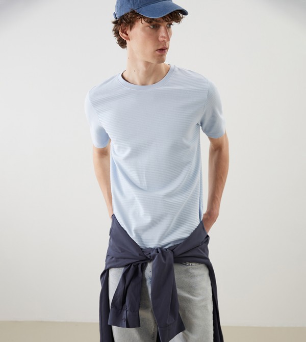 Solid Crew Neck Casual T-Shirt