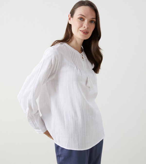 Self Patterned Tie-Up Neck Top