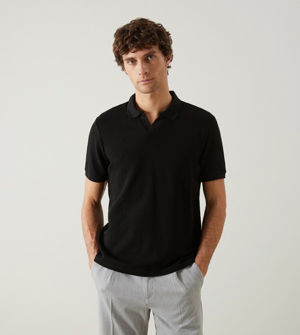 Textured Short Sleeves Polo T-Shirt