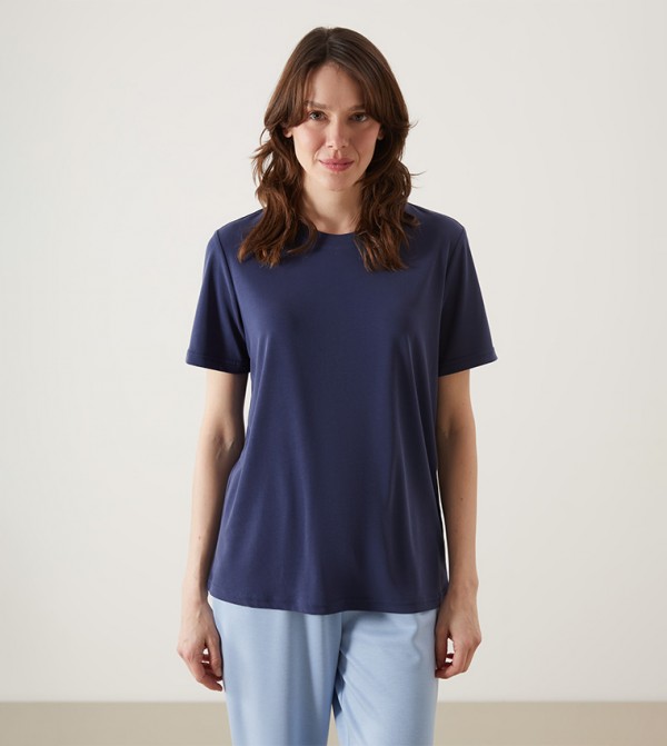 Solid Crew Neck T-Shirt