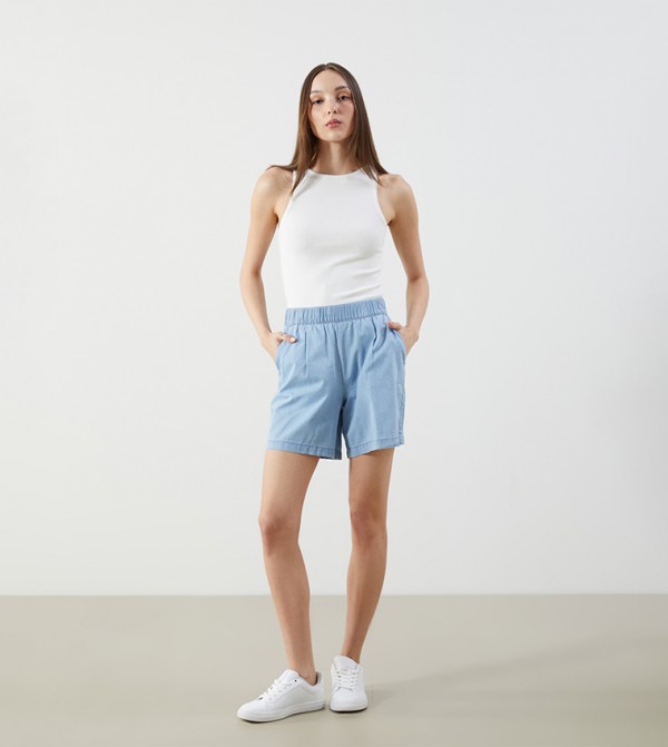 Pleated Elastic Waist Denim Shorts
