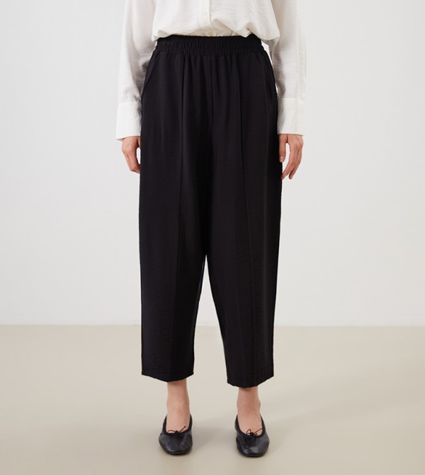 Elastic Waist Carrot Fit Trousers
